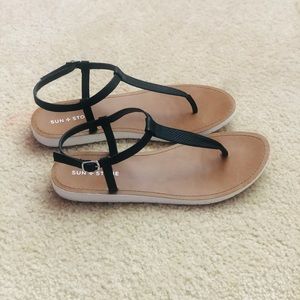 Basic Sandal